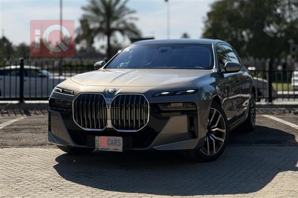 بي ام دبليو الفئة 7 2024 للبيع في العراق -  بغداد